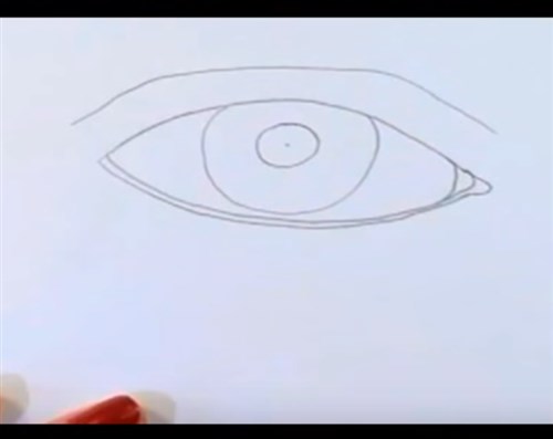 paso 3 para aprender a dibujar ojos realistas